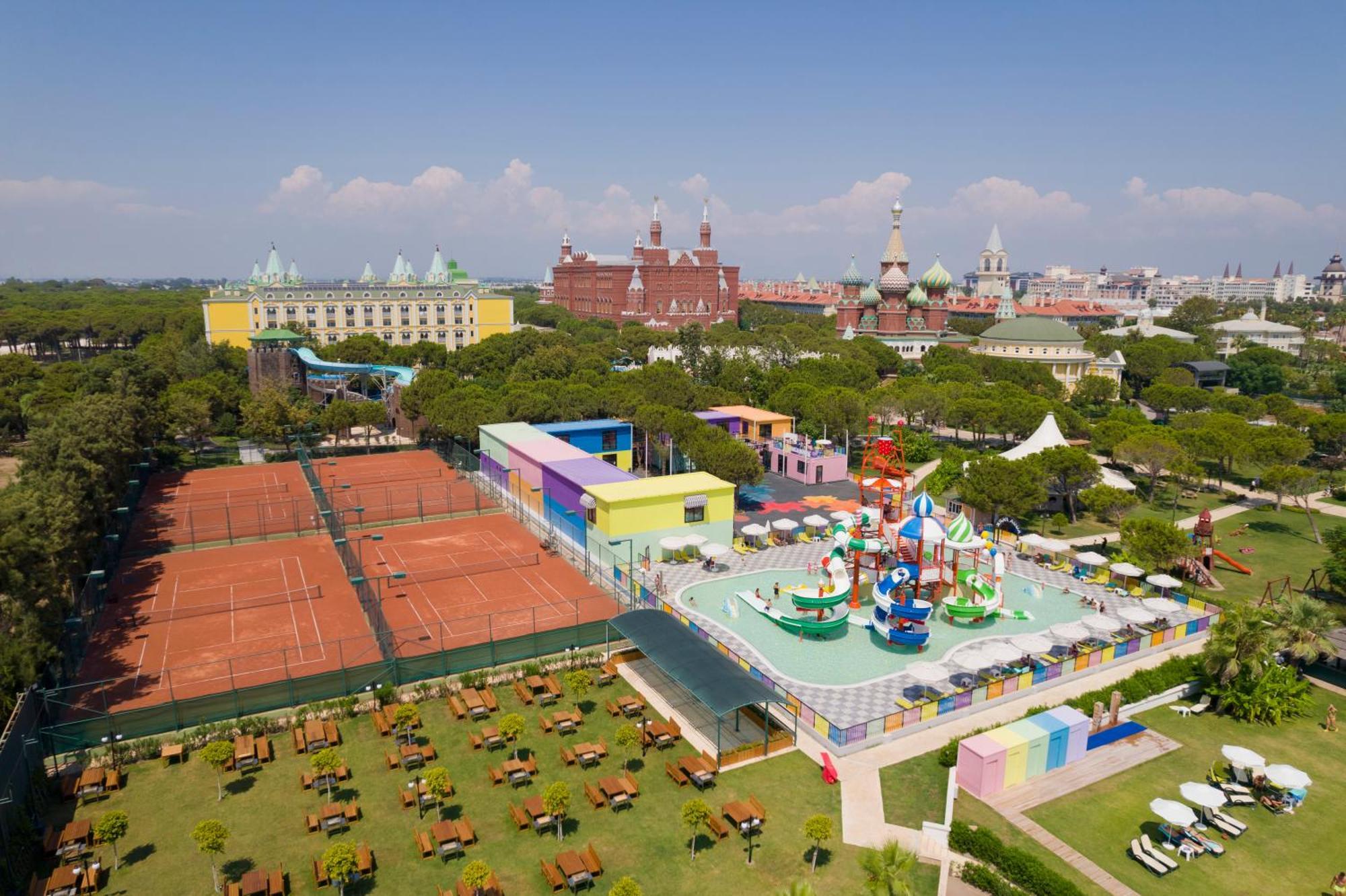 Kremlin Palace Antalia Esterno foto Aerial view of the resort